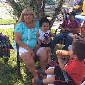 Meet your Posher, Claudia