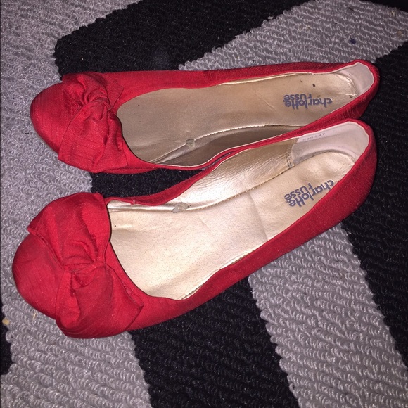 Charlotte Russe ruby bowed flats