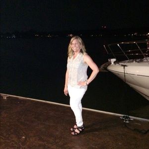 Meet your Posher, Jeanette