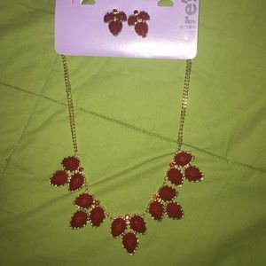 Brand new necklace & earrings
