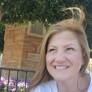 Meet your Posher, Tania