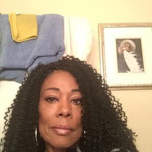 Meet your Posher, Sandra