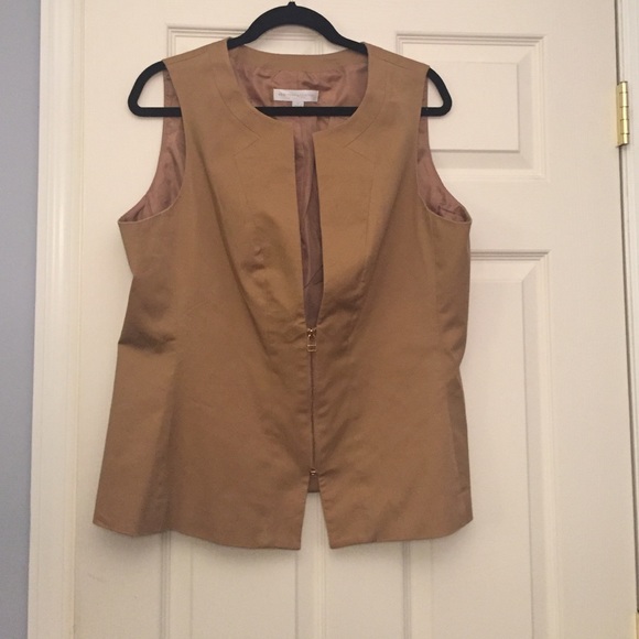 New York and Company Stretch Vest Size 18
