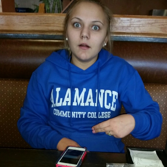 Meet your Posher, Hunter - Picture 3 of 4