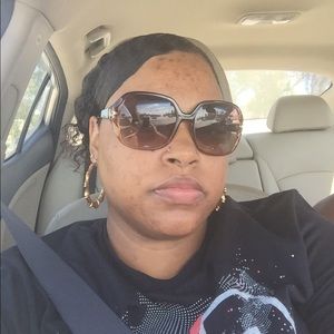 Meet your Posher, Melodee