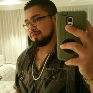 Meet your Posher, Rigoberto