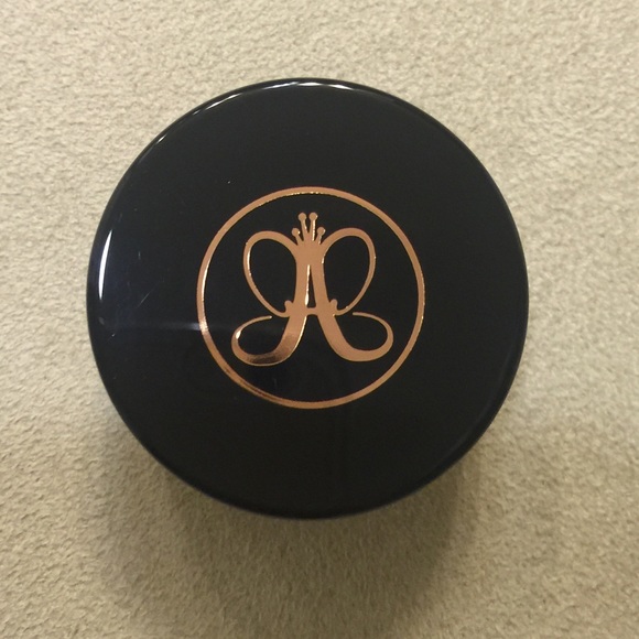 Anastasia Dipbrow