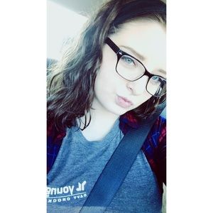 Meet your Posher, Kelsey