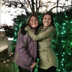 Meet your Posher, Ashley