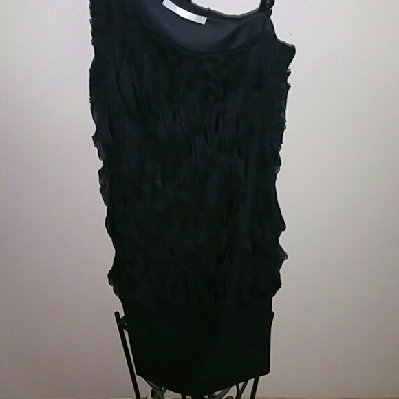Asymmetrical Ruffle Dress - Picture 3 of 3