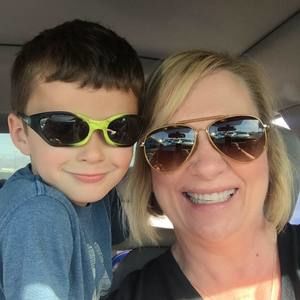 Meet your Posher, Stacy