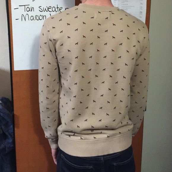 Tan sweater (maroon design) - Picture 3 of 3