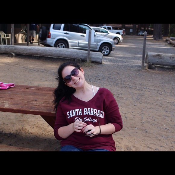Meet your Posher, Dani - Picture 1 of 1