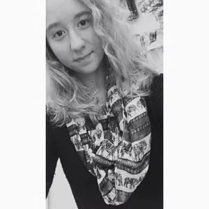 Meet your Posher, Brenna