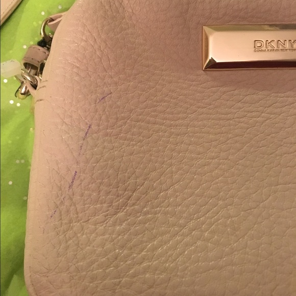 DKNY cross body, small good condition! - Picture 4 of 4