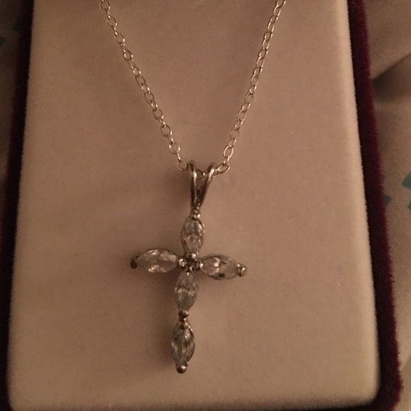 Cross Necklace - Picture 2 of 3