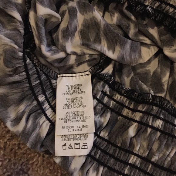 Dressy top - Picture 3 of 4