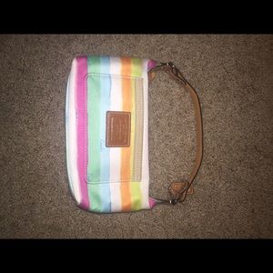 CLOSET CLEAROUT SALE ❤️Small Coach purse