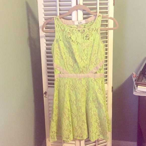 Lime green lace dress - Lola brand
