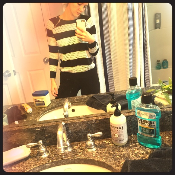 Michael Kors knit top! with zipper - Picture 1 of 4