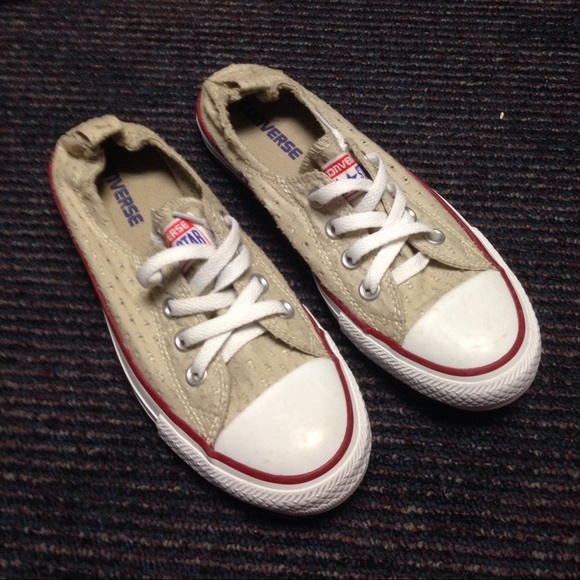 Converse eyelet slip on sneakers