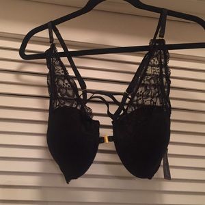 NWT- Black Laced Caged Halter Bra- 38B