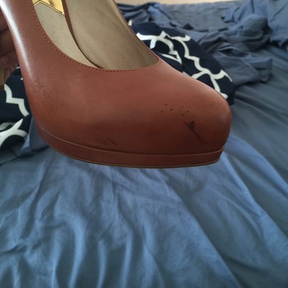 Micheal kors size 10 nude shoe