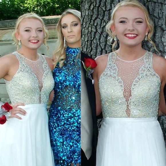 La Femme size 8 prom dress/formal gown