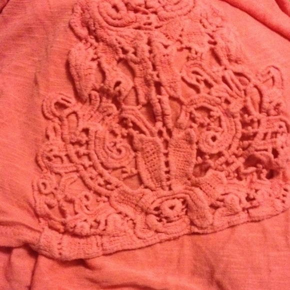 Eyeshadow T-shirt with Lace Embellishment! Size 2X - Picture 3 of 4