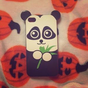 Adorable panda bear I phone 4 case!