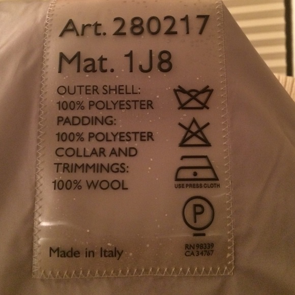 Prada winter coat - Picture 2 of 5