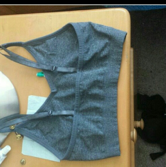 NWOT ROADRUNNER SPORTS BRA (2) PAIRS - Picture 2 of 2