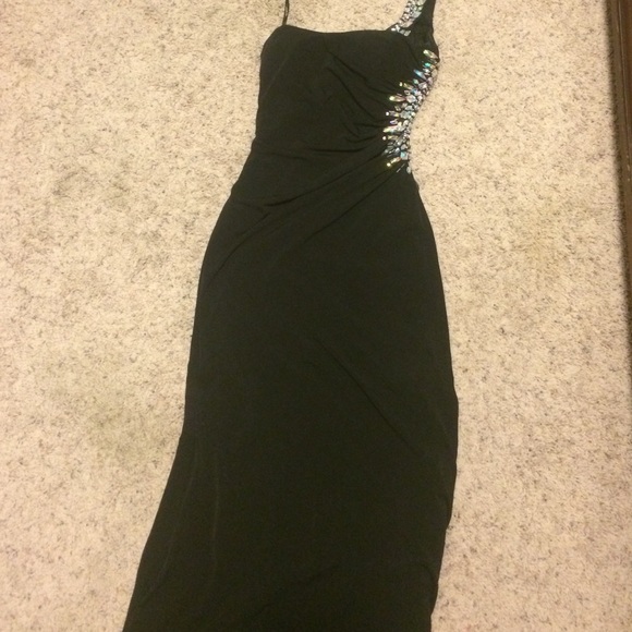 Black backless prom dress