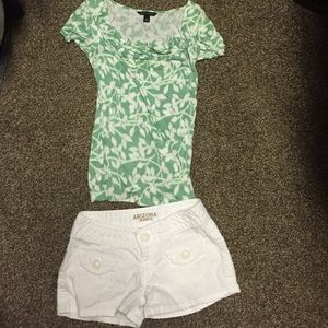 Jean shorts and 🌿Banana Republic Top🌿