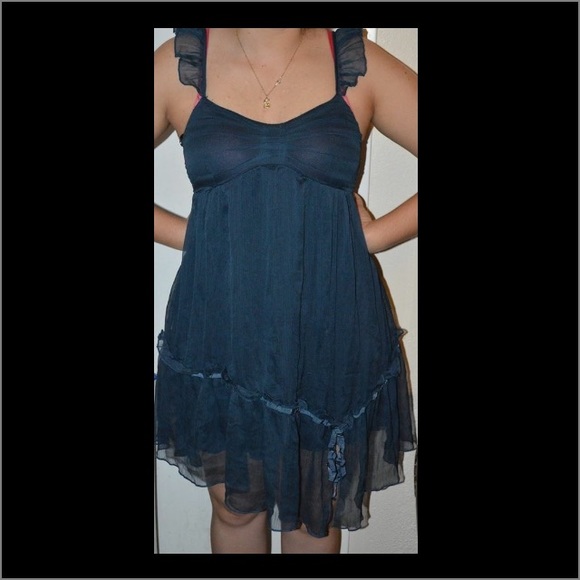 Cute navy blue swing dress!!! Size Small - Picture 4 of 4