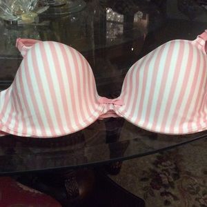 Brand New Victoria secret bra