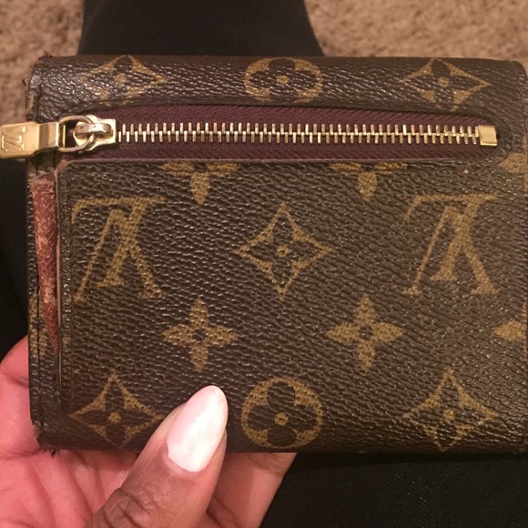 AUTHENTIC Louis Vuitton Monogram Joey Fold Wallet - Picture 3 of 4