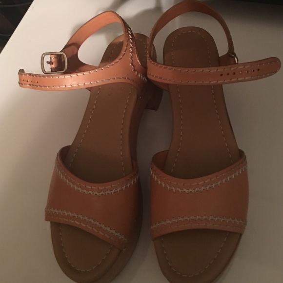 Sandro Shoes - Women's sz 39 Tan Euro sandals sz 9 US