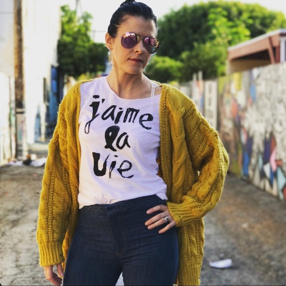 LAST ONE ✨J’ Aime La Vie Graphic T - Picture 2 of 6