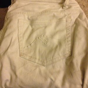 Cream Colored Jeans(?)