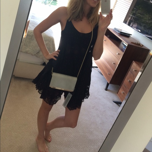 📍SOLD📍NWT Halston Heritage Purse - Picture 3 of 4