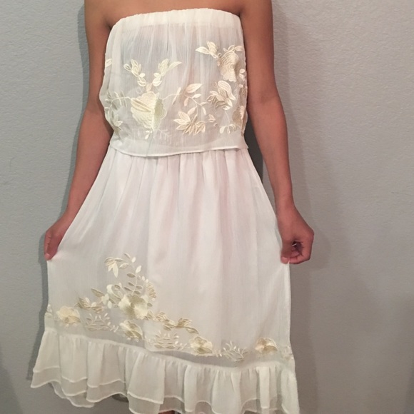 Arden B ivory dress