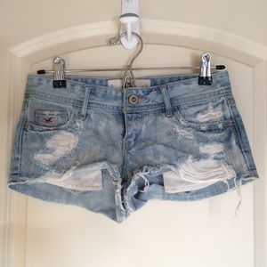 Light washed shorts