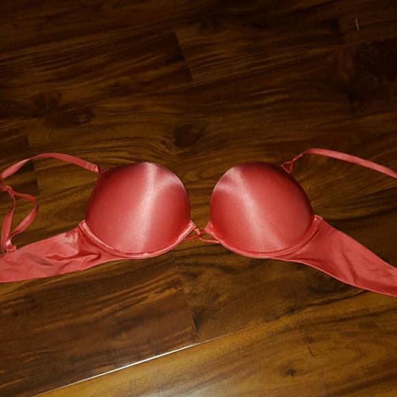 Victoria's Secret miraculous plunge bra 36B
