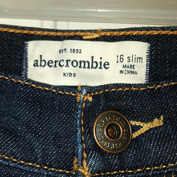 Jeans - Picture 2 of 4