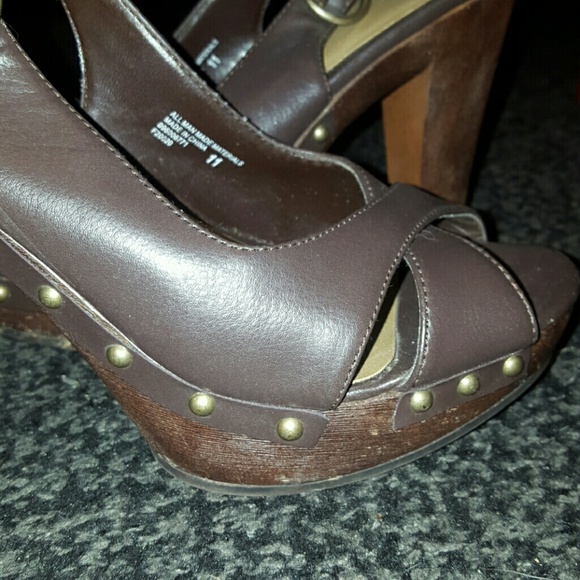 Brown open toe heels - Picture 3 of 4