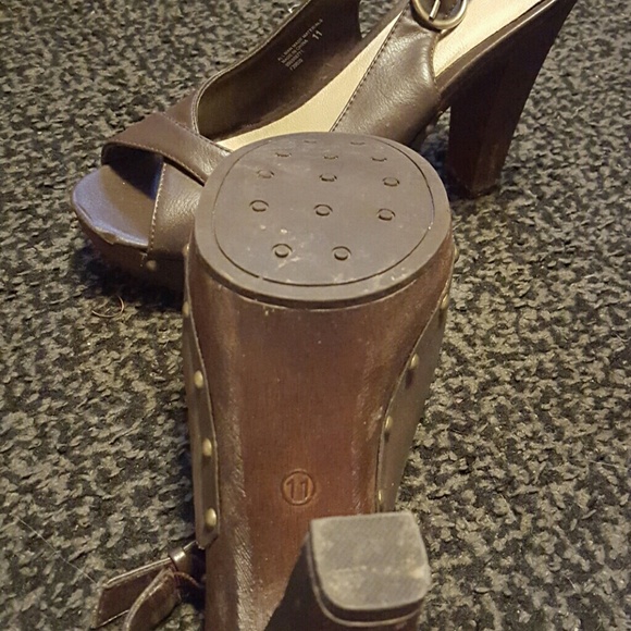 Brown open toe heels - Picture 4 of 4