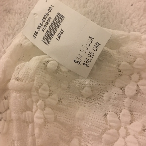 White Laced Crop Top - Picture 3 of 3