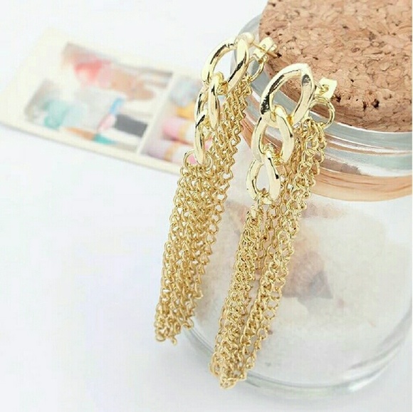Gold plated chunky chain loop earrings - Picture 2 of 2