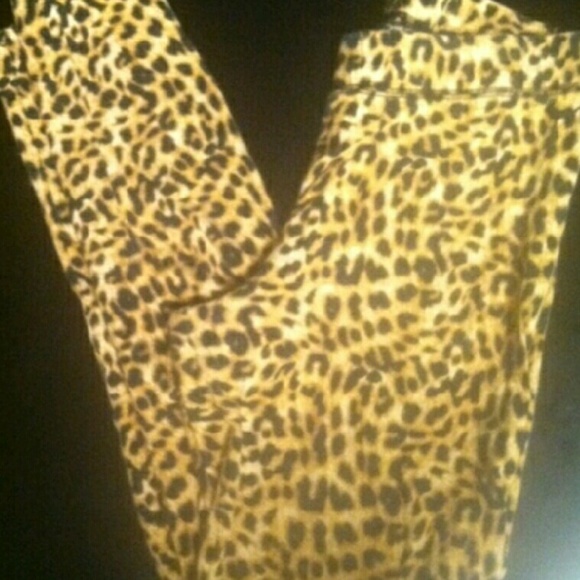 victoria secret pink cheetah print leggings